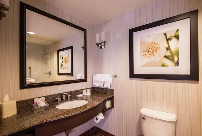 Hilton Garden Inn Uniontown 4