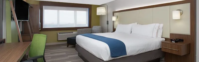 Holiday Inn Express & Suites Uniontown by IHG 4