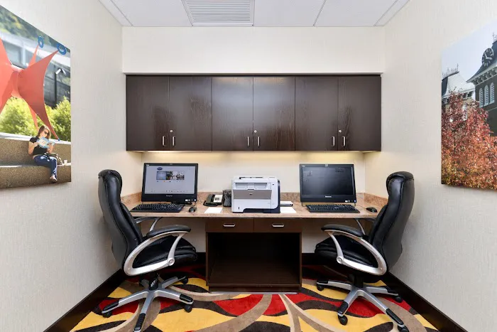 Hampton Inn & Suites California University-Pittsburgh 4