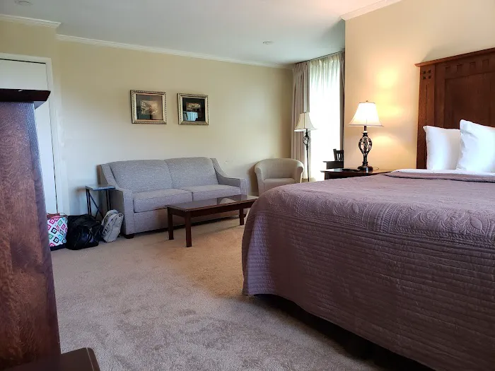 Historic Summit Inn Resort 4