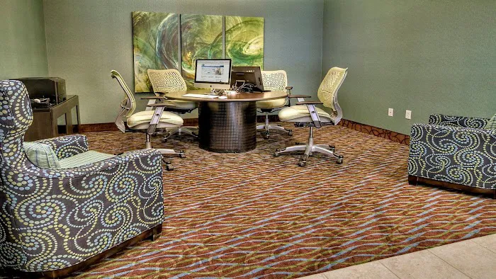 Holiday Inn Express & Suites Pittsburgh SW - Southpointe by IHG 4