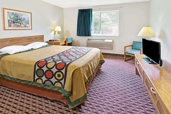 Super 8 by Wyndham Canonsburg/Pittsburgh Area 4