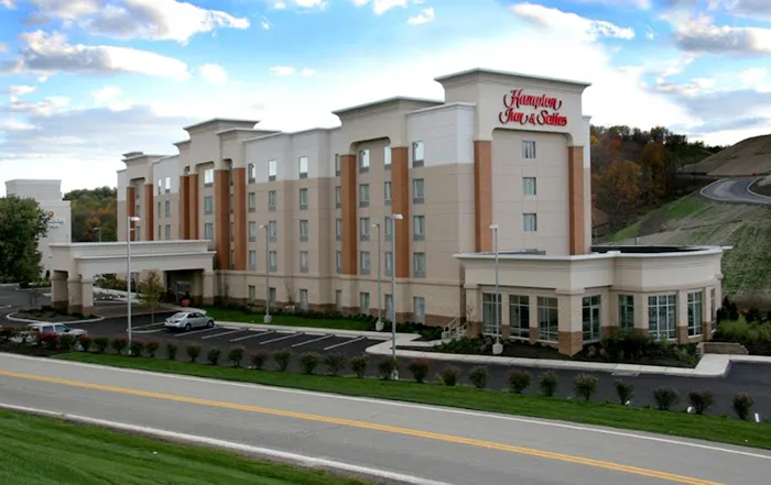 Hampton Inn & Suites Pittsburgh-Meadow Lands 4