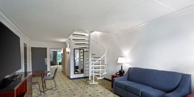 DoubleTree by Hilton Washington Meadow Lands Casino Area