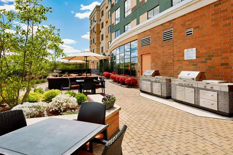 Courtyard Pittsburgh Washington/Meadow Lands 4