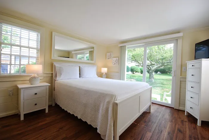 Chatham Seafarer Inn 5