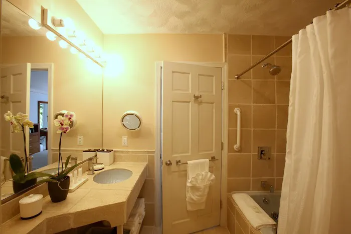 Pleasant Bay Village Resort 4