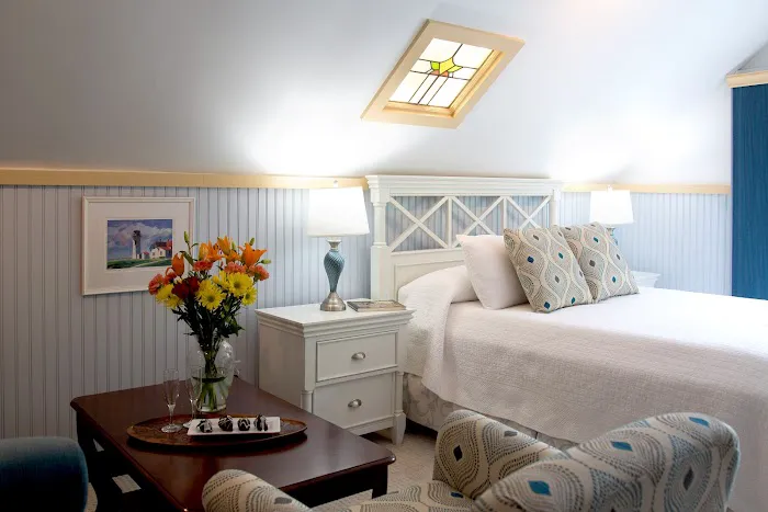 Queen Anne Inn Cafe & Lounge 5