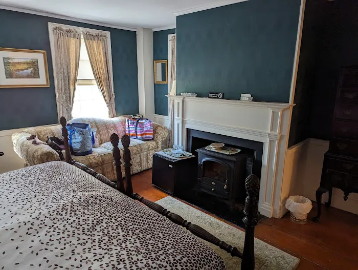 Pepper House Inn 5