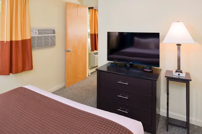 Rodeway Inn Orleans - Cape Cod 5