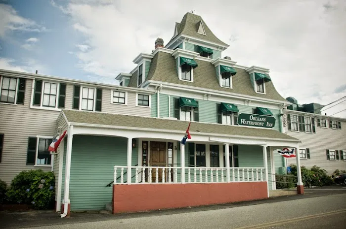 Orleans Waterfront Inn & Restaurant 5