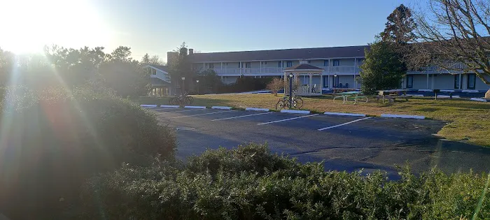 Seashore Park Inn 5