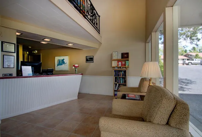 Seashore Park Inn 5