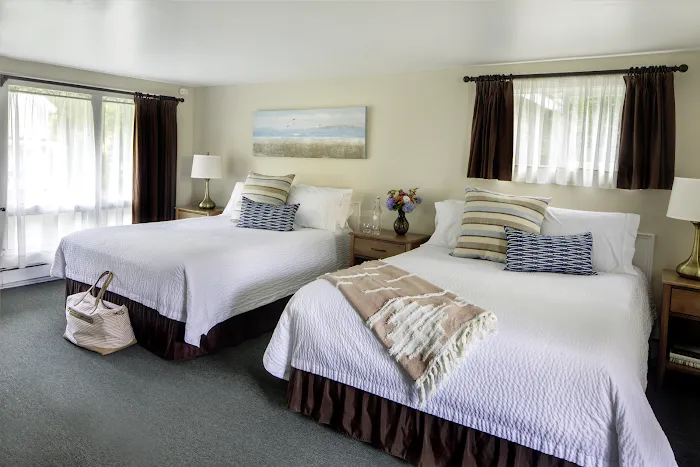 Sesuit Harbor House 5