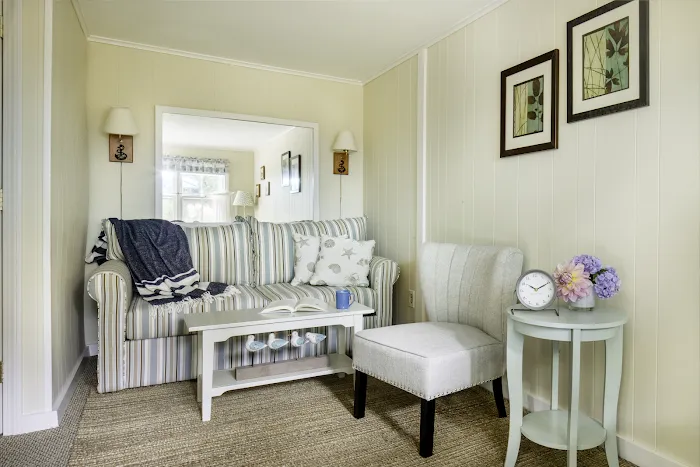 Sesuit Harbor House 5