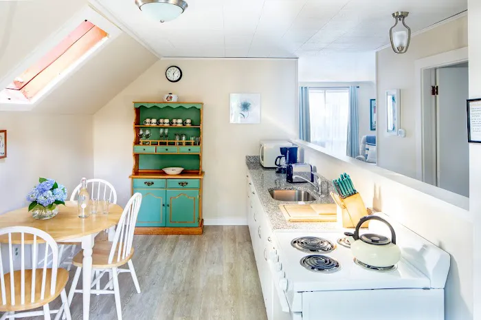 Sesuit Harbor House 5