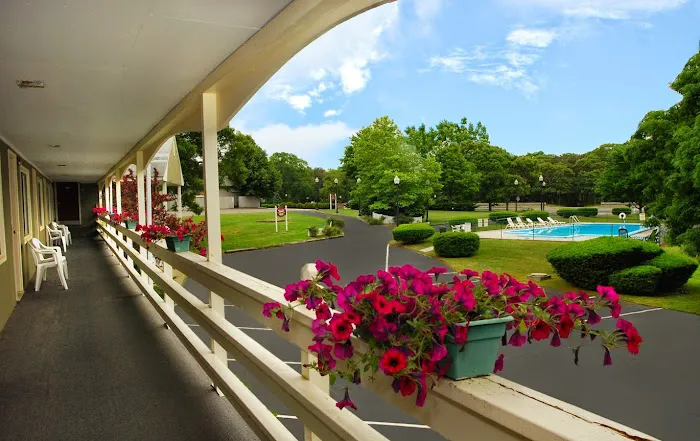 Ocean Park Inn Cape Cod 4