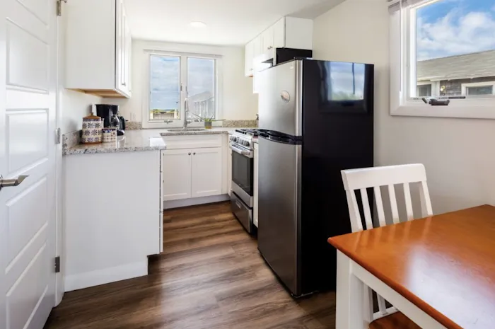 Truro Beach Cottages 5