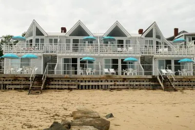 Watermark Inn 5