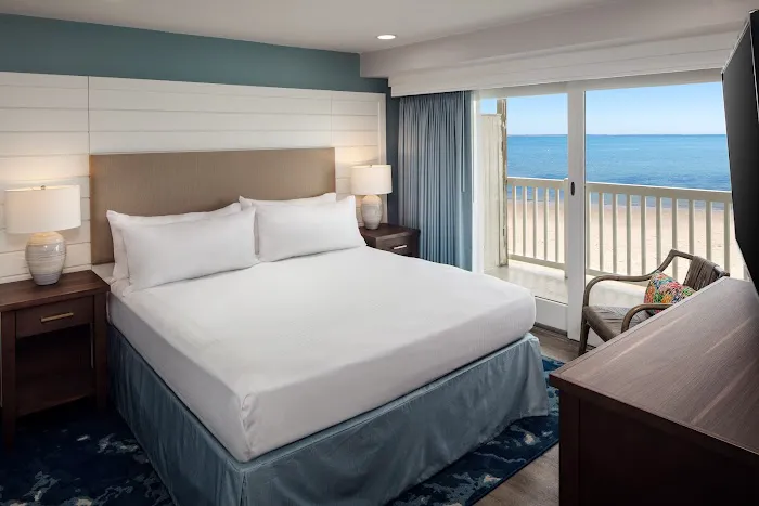 Surfside Hotel and Suites 5