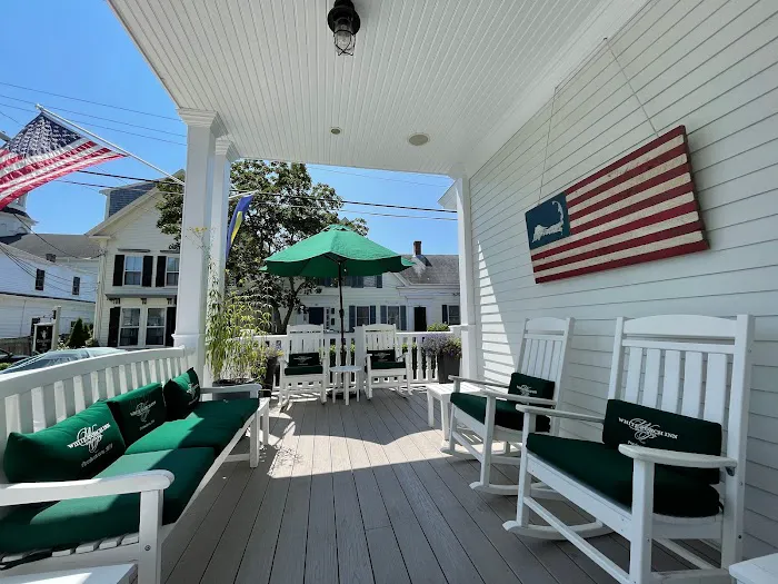 White Porch Inn Art Hotel 5