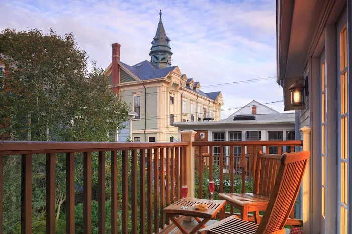 Gabriel's, A Provincetown Hotel 5