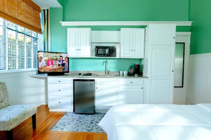 Gabriel's, A Provincetown Hotel 5