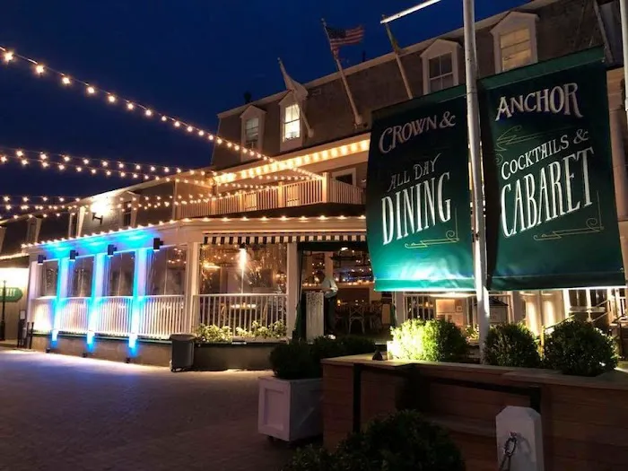 The Crown & Anchor 5