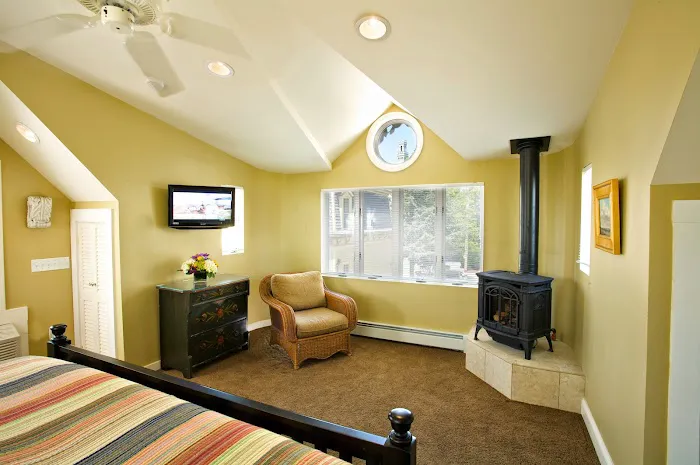 The Brass Key Guesthouse 5