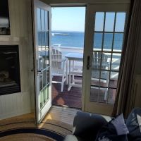 Anchor Inn Beach House ico
