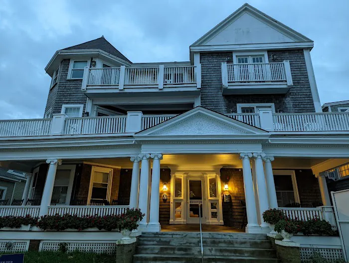 Anchor Inn Beach House 5