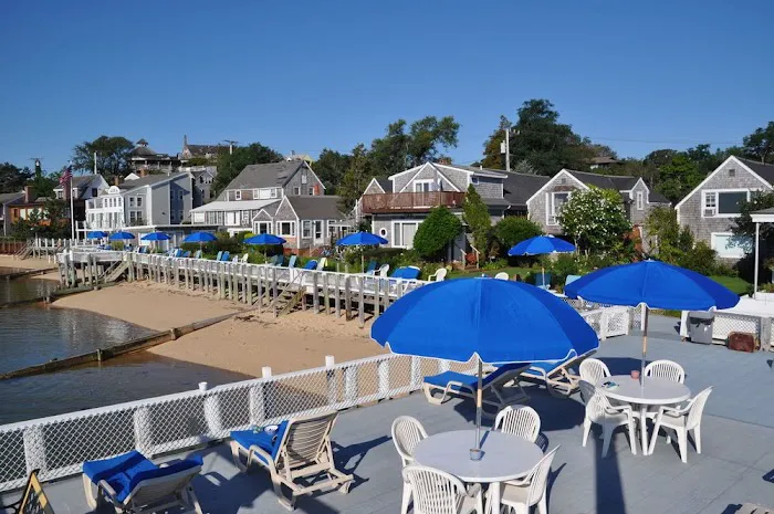 The Masthead Resort 5