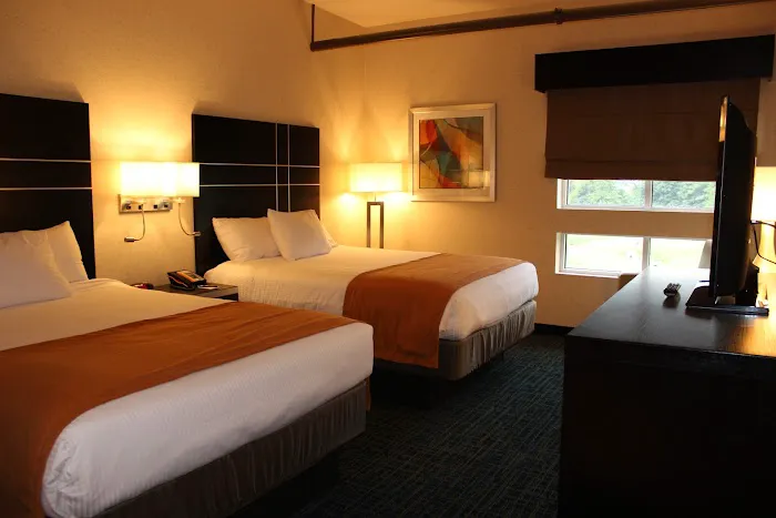 Warehouse Hotel 4