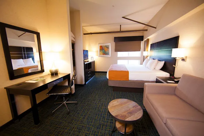 Warehouse Hotel 4