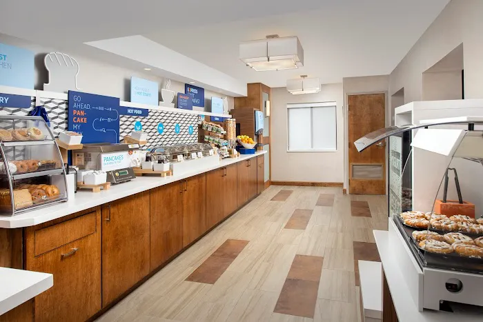 Holiday Inn Express Boston - Saugus by IHG 4