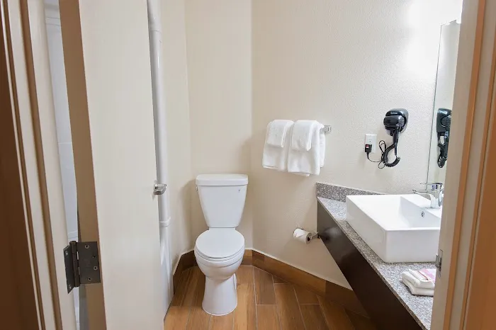 Red Roof Inn Georgetown, IN – Louisville West 4