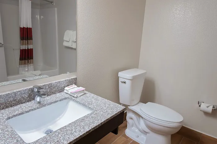 Red Roof Inn Georgetown, IN – Louisville West 4