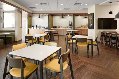 Fairfield Inn & Suites Louisville New Albany IN 4