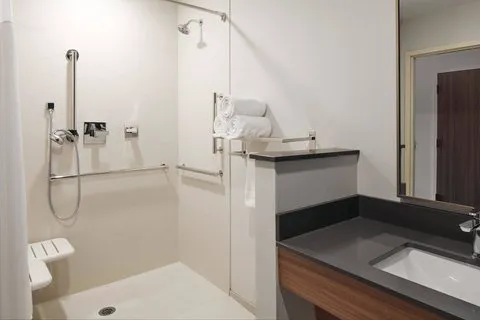Fairfield Inn & Suites Louisville New Albany IN 4