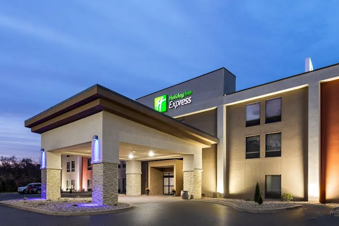 Holiday Inn Express New Albany - Louisville NW by IHG 4