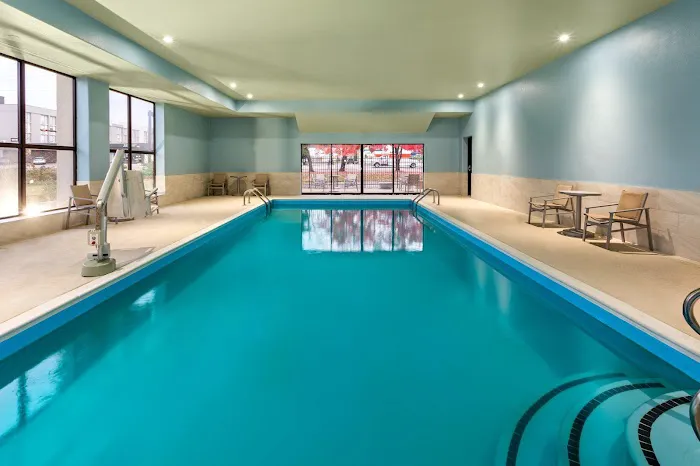 Holiday Inn Express New Albany - Louisville NW by IHG 4