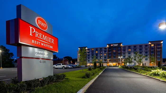 Best Western Premier Airport/Expo Center Hotel 4