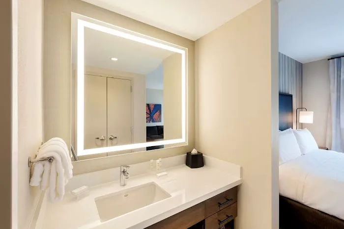 Homewood Suites by Hilton Louisville Downtown 5