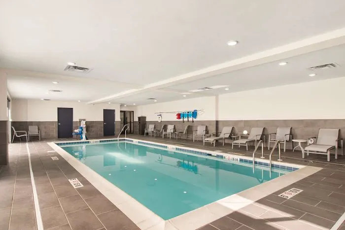 Best Western Plus Louisville North 4