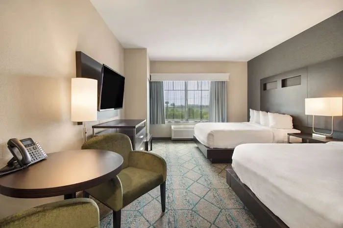 Best Western Plus Louisville North 4