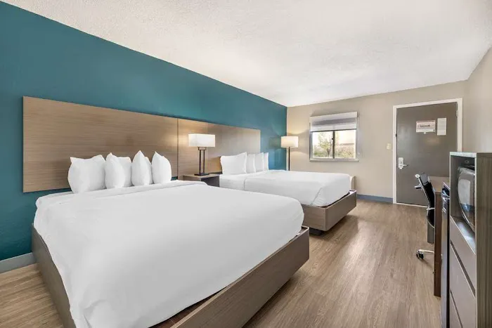Best Western Green Tree Inn 4