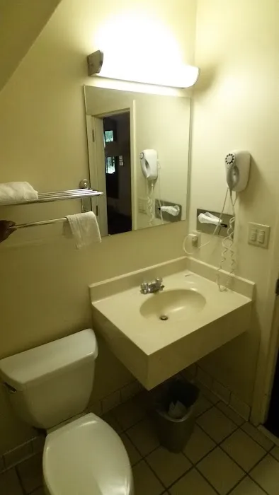 Value Inn 4