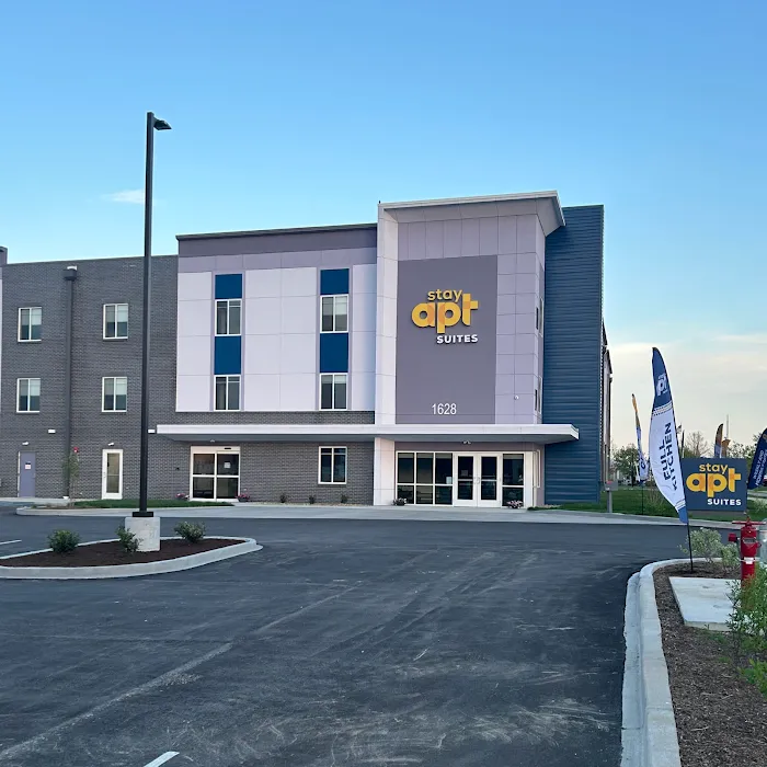 stayAPT Suites Louisville North-Clarksville 4