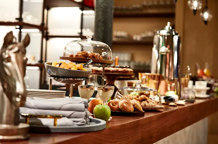 The Grady Hotel 5
