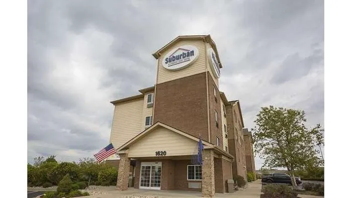 Suburban Studios Clarksville-Louisville North 4